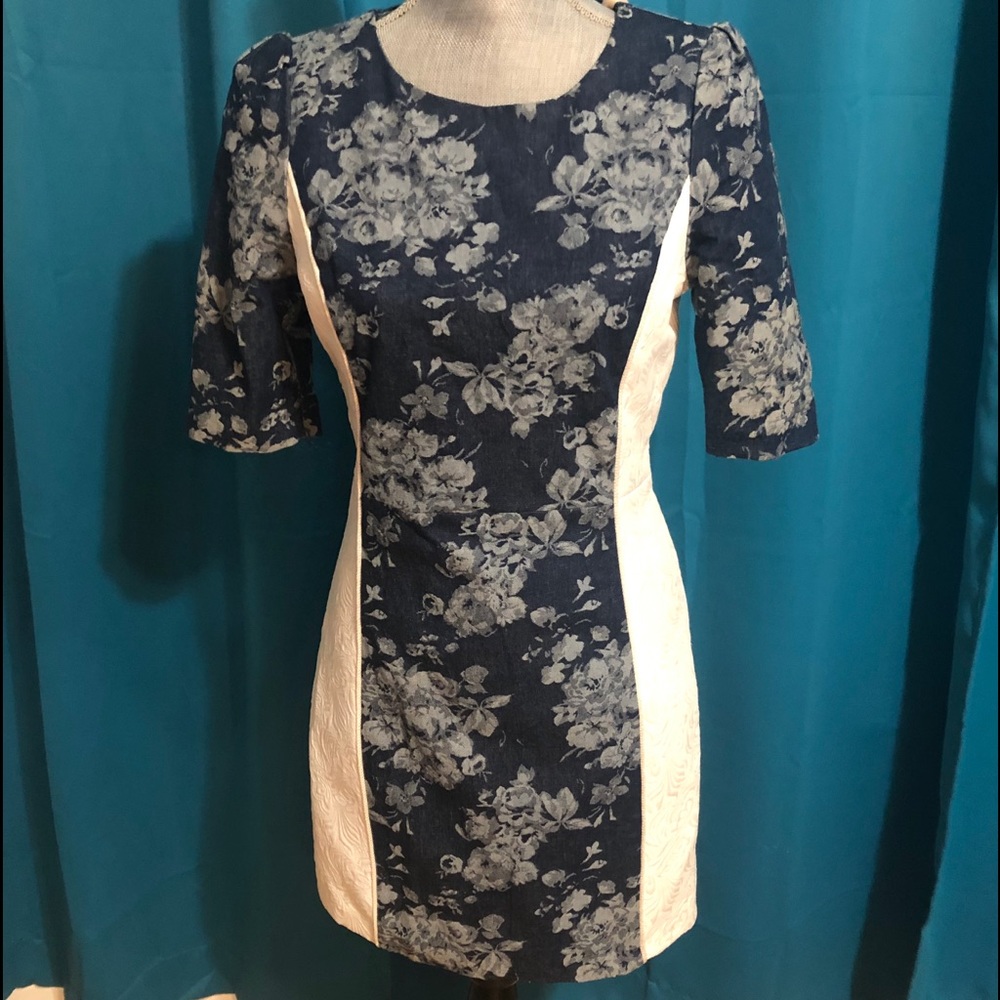 Chelsea and violet, career dress 👠